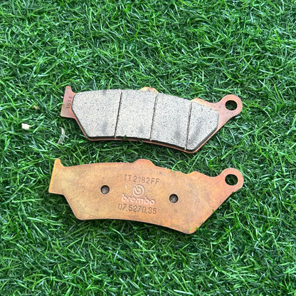 Honda CBR 250R( Non Abs ) Front brake pads - Brembo sintered